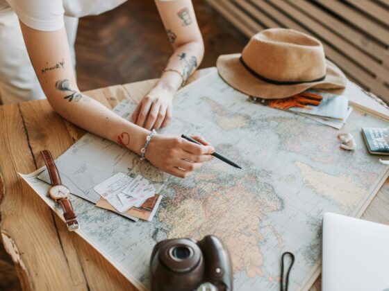 how to start an essay about traveling