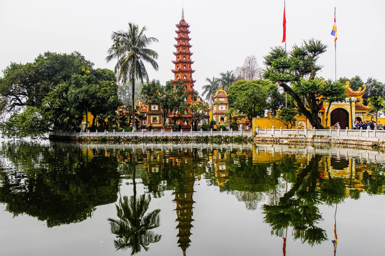 private guided tours of vietnam