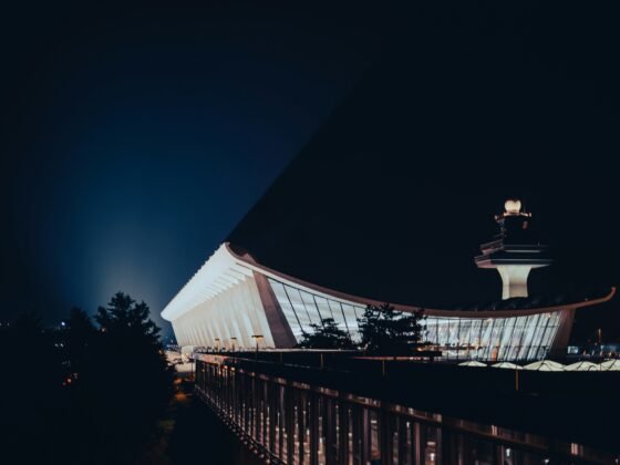 Dulles Airport at night