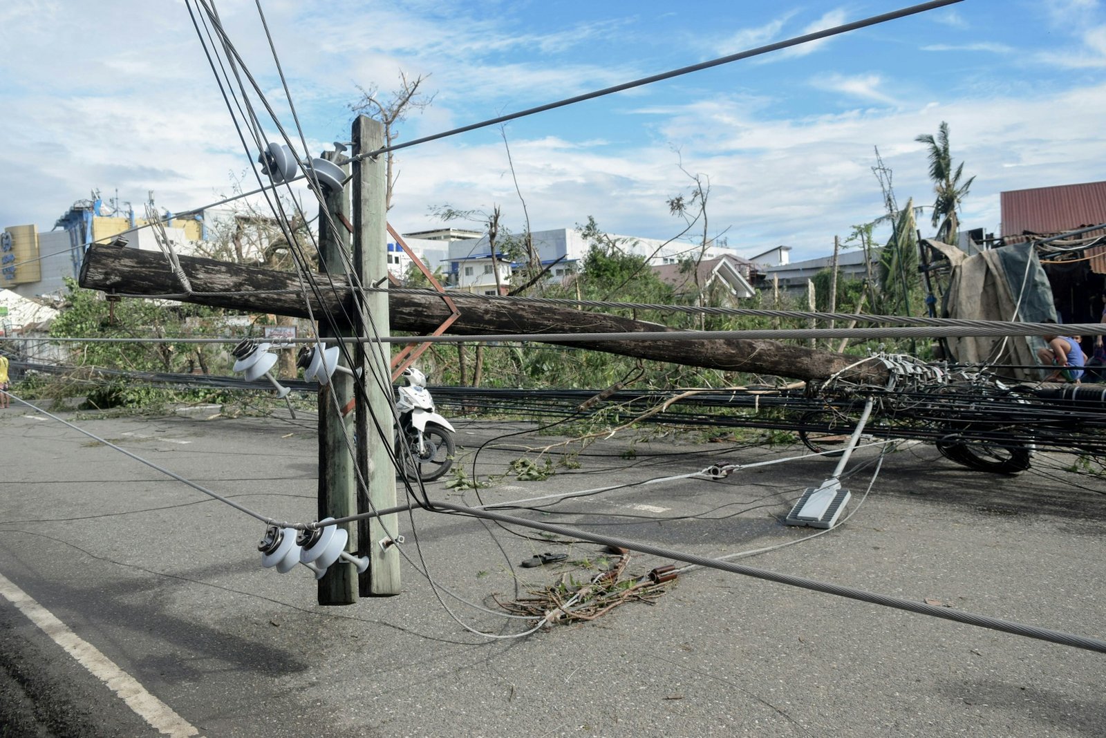 typhoon storm image